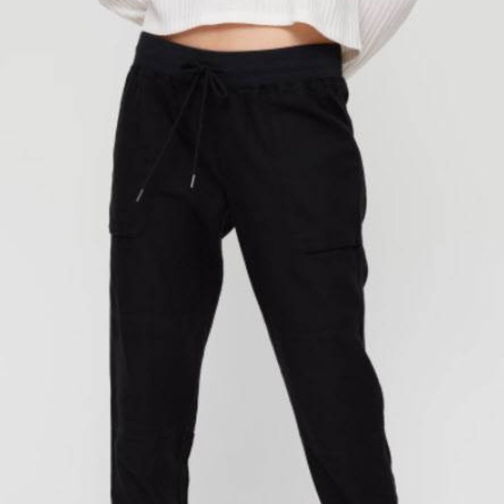 Black Cotton Aritzia Community Ion Jogger Pants